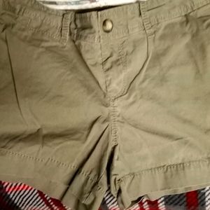Old Navy Mid Rise shorts